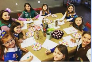 girl scouts crafting