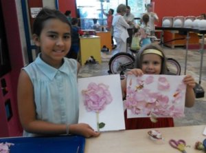 girls dissected flower art