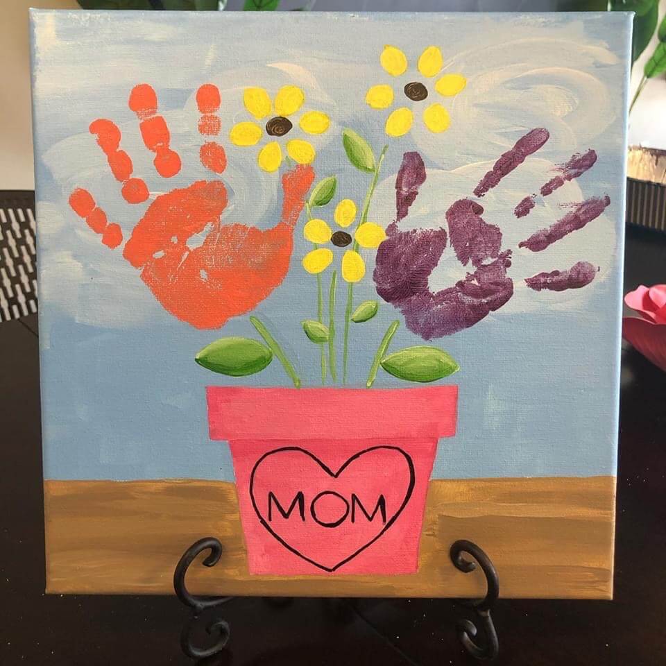 handprint canvas mom