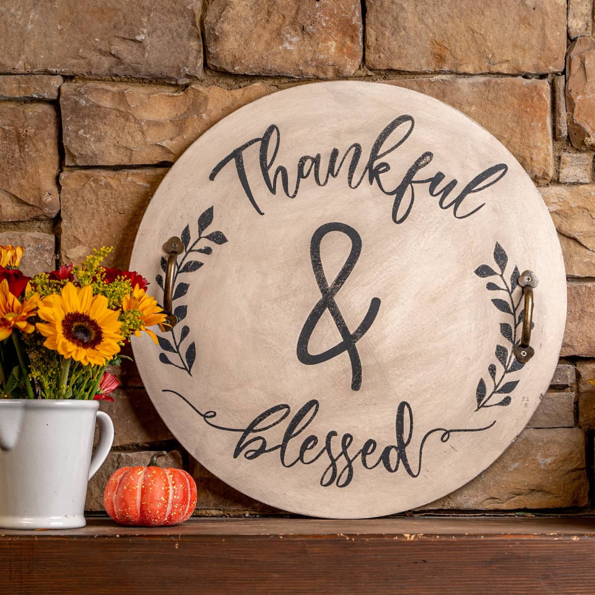 18_woodentray