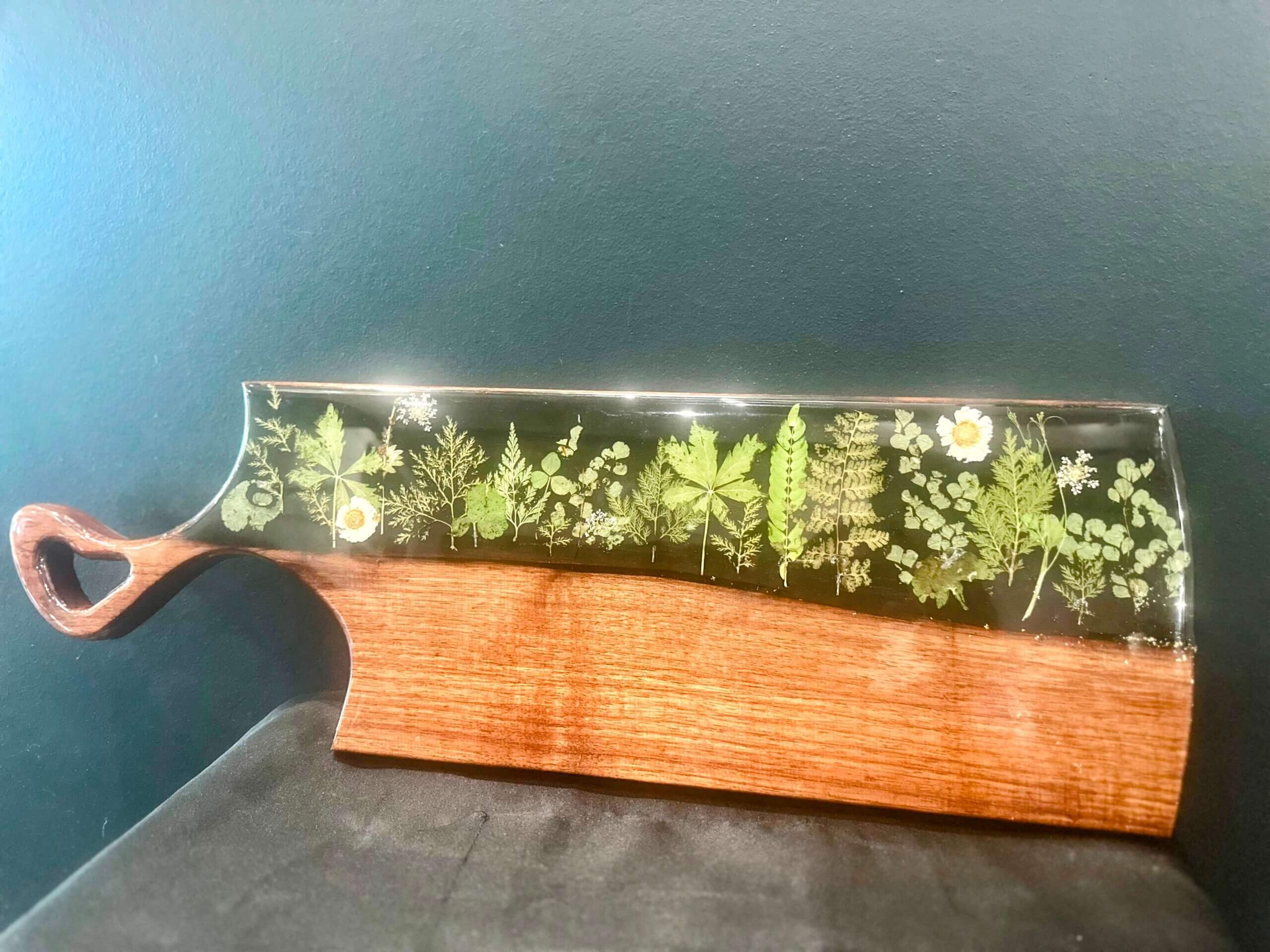 IMG_3567-EDIT (1) Resin Pour Charcuterie Board